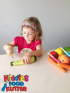 Kiddies Food Kutter USA Safety Knife Safety Peeler gif